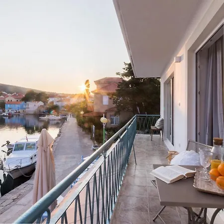 Propela Apartments Bozava Exterior photo