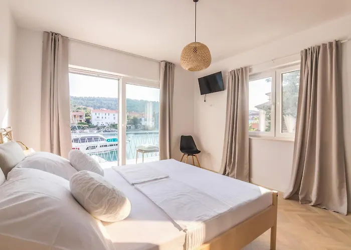 Propela Apartments