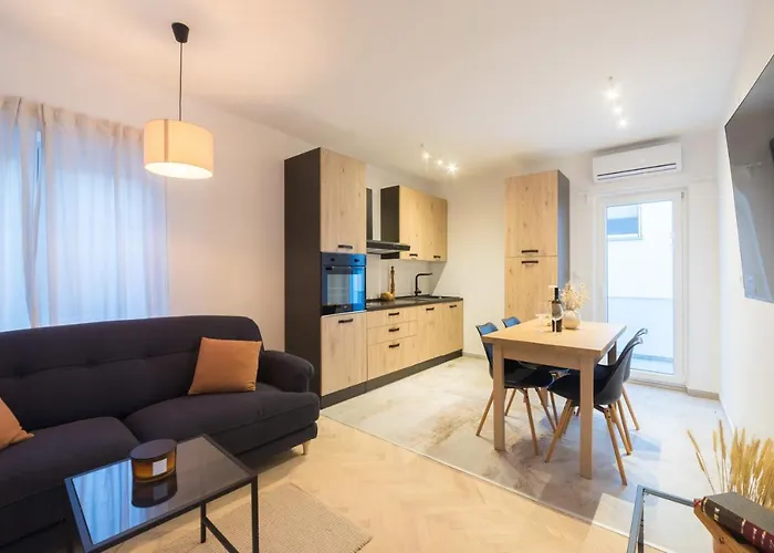 Propela Apartments