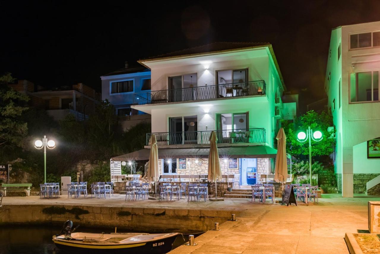 Propela Apartment *