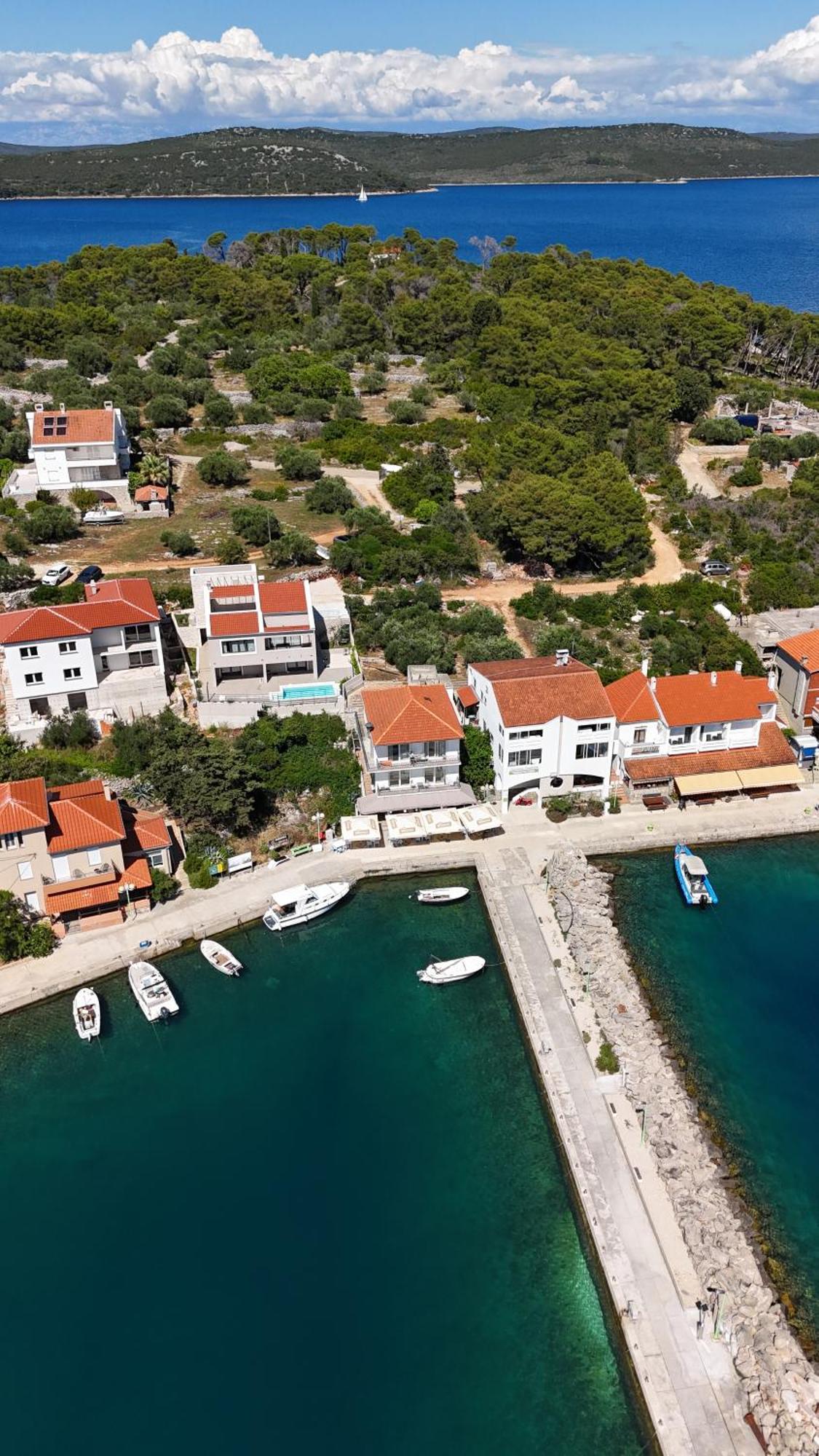 Propela Apartment